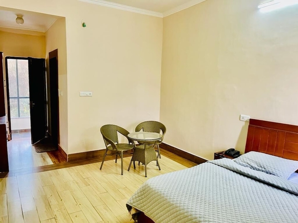 Imagen de la habitación del Hotel Suryadev. Foto 7