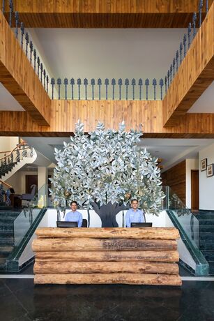 Imagen general del Hotel Suryavilas Luxury Resort And Spa. Foto 3