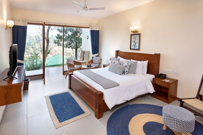 Imagen de la habitación del Hotel Suryavilas Luxury Resort And Spa. Foto 20