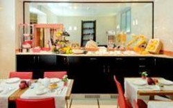 Imagen del bar/restaurante del Hotel Susa, Milán. Foto 3