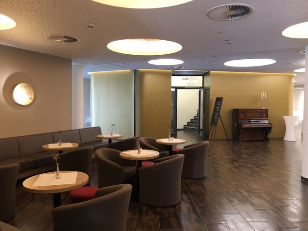 Imagen del bar/restaurante del Hotel Susato. Foto 10