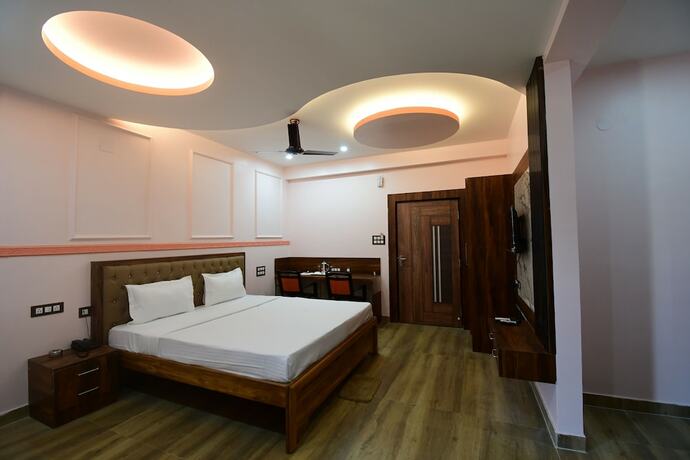 Imagen de la habitación del Hotel Sushree International. Foto 19