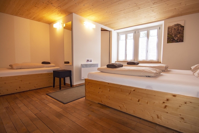 Imagen de la habitación del Hotel Sust lodge. Foto 9