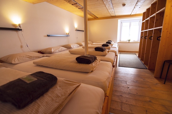 Imagen de la habitación del Hotel Sust lodge. Foto 13