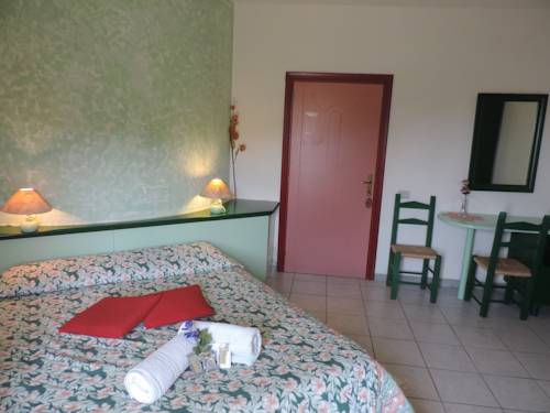 Imagen de la habitación del Hotel S'ustiarvu. Foto 10
