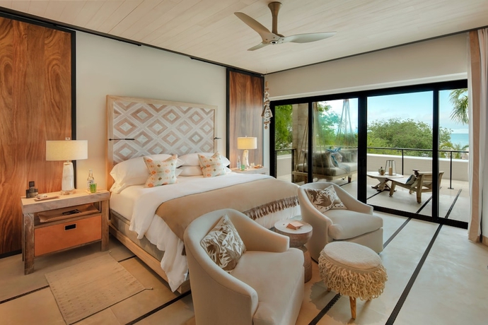 Imagen de la habitación del Hotel Susurros del Coraz&oacute;n Auberge Resorts. Foto 2