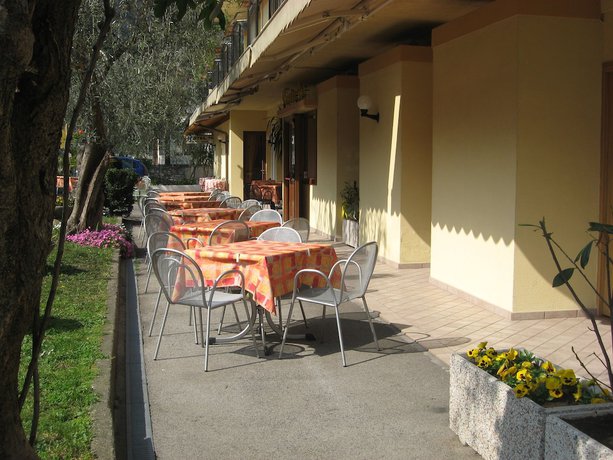 Imagen de los interiores del Hotel Susy, Limone sul Garda. Foto 19