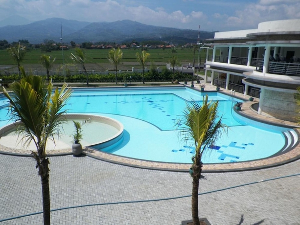 Imagen general del Hotel Sutan Raja and Convention Centre. Foto 1