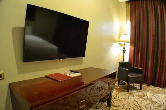 Imagen de la habitación del Hotel Sutan Raja and Convention Centre. Foto 14