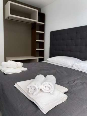 Imagen de la habitación del Hotel Sutivan Luxury Apartments. Foto 6