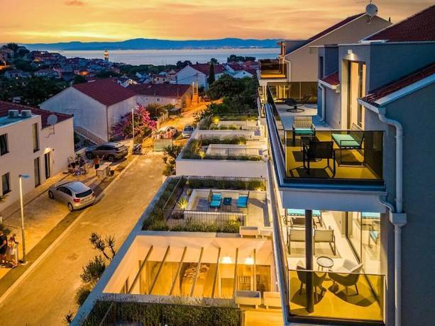 Imagen general del Hotel Sutivan Luxury Apartments. Foto 2