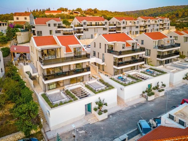 Imagen general del Hotel Sutivan Luxury Apartments. Foto 4