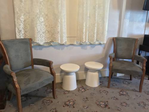Imagen de la habitación del Hotel Sutter. Foto 5