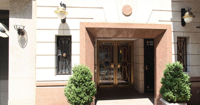 Imagen general del Hotel Sutton Court Hotel Residences. Foto 1