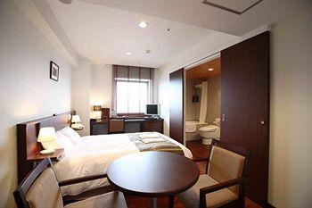 Imagen de la habitación del Hotel Sutton Hakata City. Foto 10