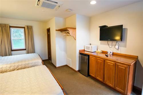 Imagen de la habitación del Hotel Sutton Inn. Foto 7