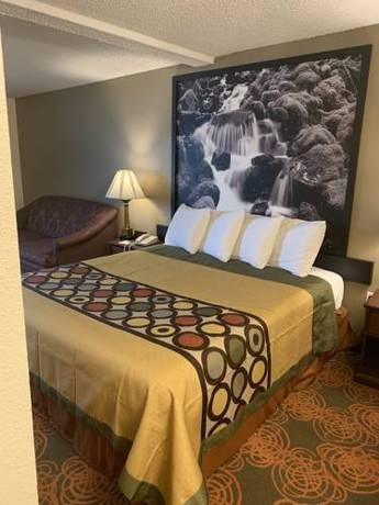 Imagen de la habitación del Hotel Sutton Suites. Foto 3