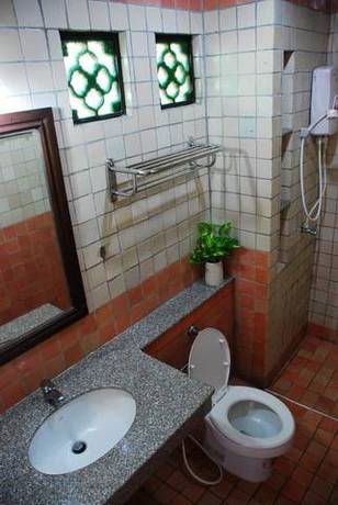Imagen general del Hotel Sutus Court 2. Foto 16