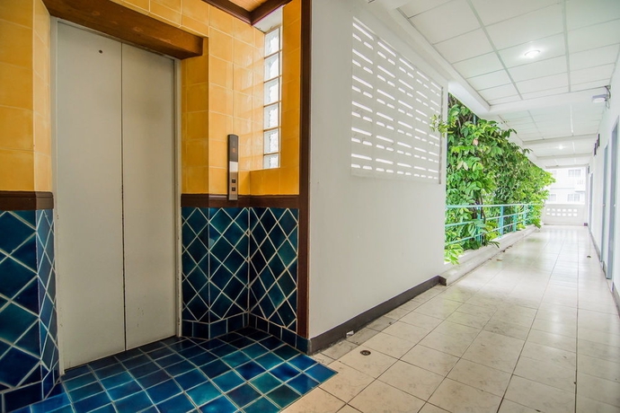 Imagen de los interiores del Hotel Sutus Court 3. Foto 13