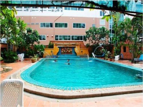 Imagen general del Hotel Sutus Court 5. Foto 13
