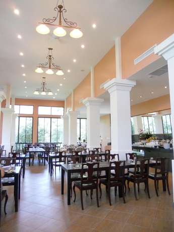 Imagen del bar/restaurante del Hotel Suuko Villas. Foto 4