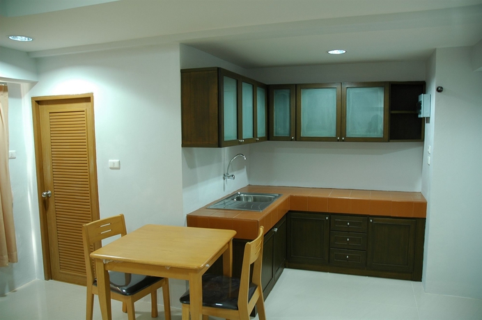 Imagen de la habitación del Hotel Suvarnabhumi Apartment. Foto 3