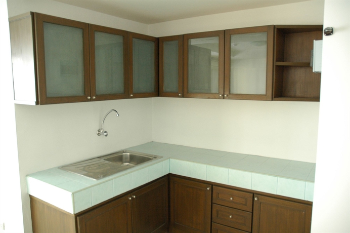 Imagen de la habitación del Hotel Suvarnabhumi Apartment. Foto 9