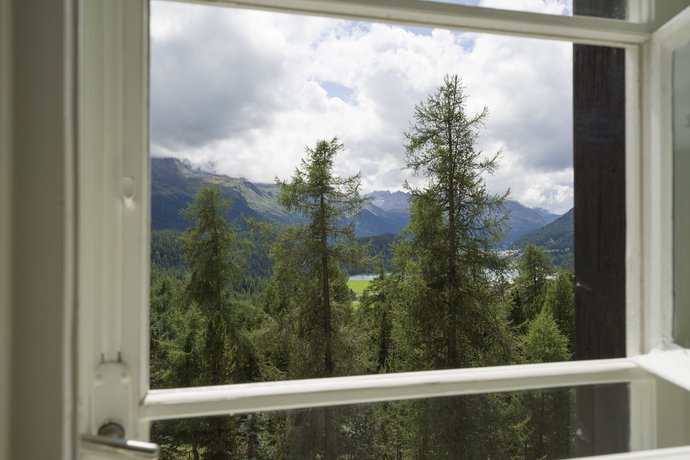 Imagen de la habitación del Hotel Suvretta House. Foto 3