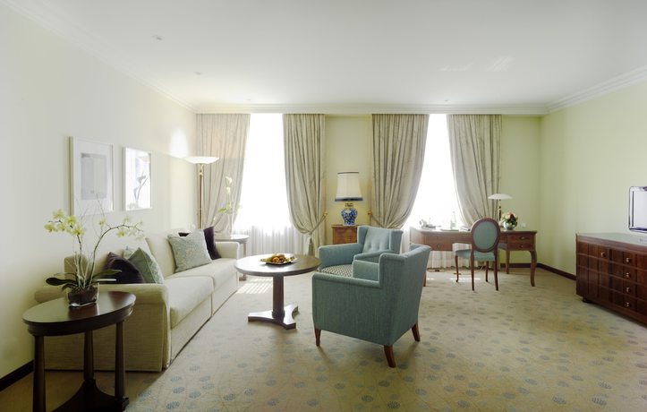 Imagen de la habitación del Hotel Suvretta House. Foto 4