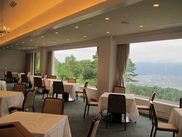 Imagen de los exteriores del Hotel Suwako-no Mori Shikitei. Foto 5