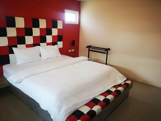 Imagen de la habitación del Hotel Suwannaphum Trang Resort. Foto 11