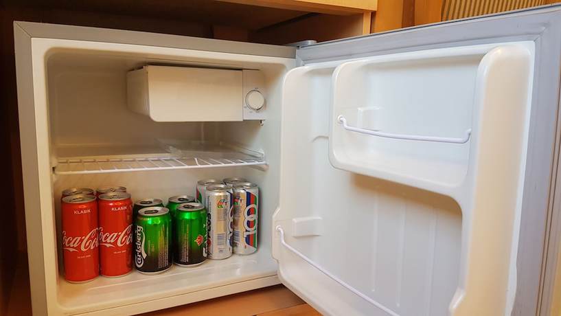 Imagen de la habitación del Hotel Suwara Hotel. Foto 11