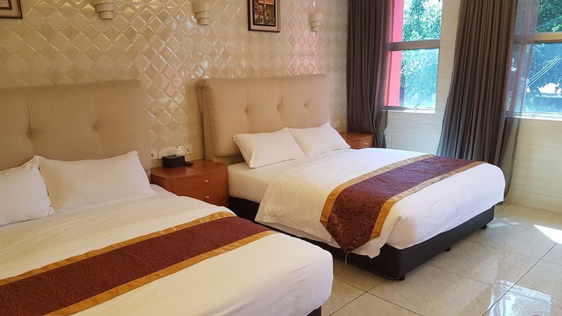 Imagen de la habitación del Hotel Suwara Hotel. Foto 17