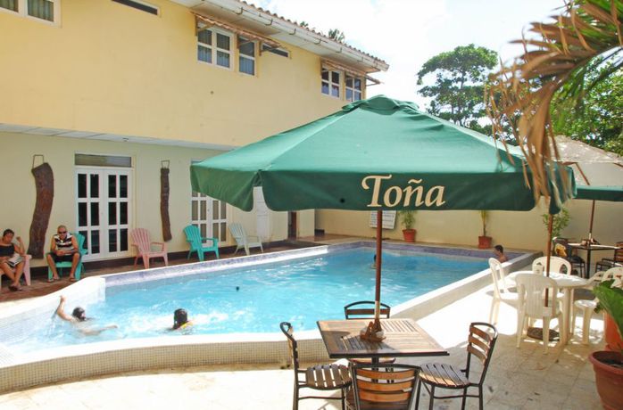 Imagen de la piscina del Hotel Suyapa Beach. Foto 7