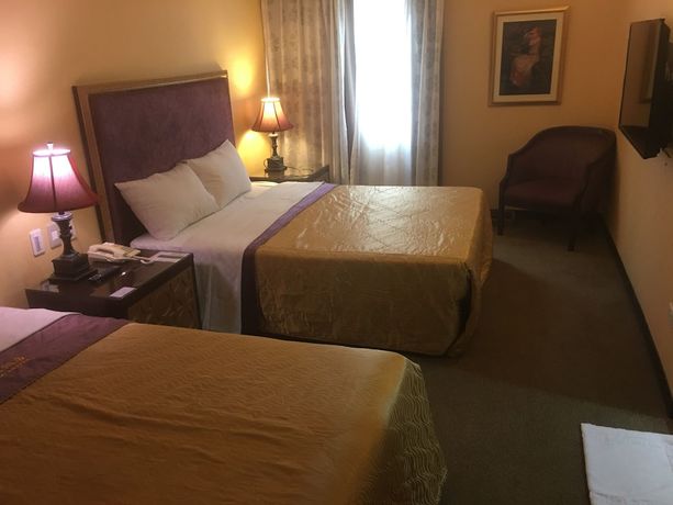 Imagen de la habitación del Hotel Suye. Foto 6