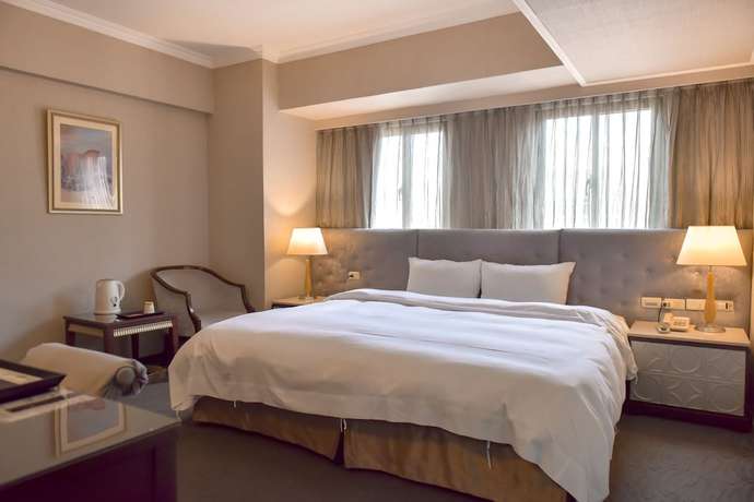 Imagen de la habitación del Hotel Suye. Foto 7