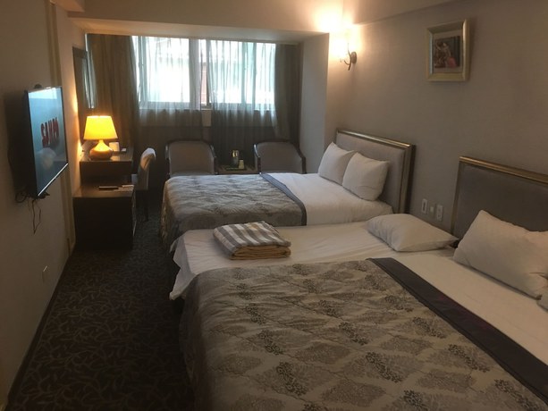 Imagen de la habitación del Hotel Suye. Foto 10