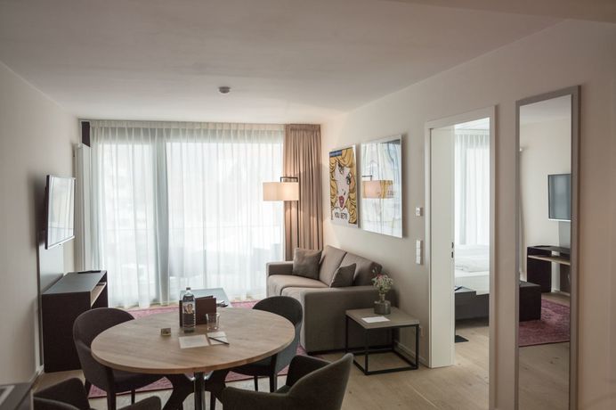 Imagen de la habitación del Hotel Suytes Business Studios. Foto 4