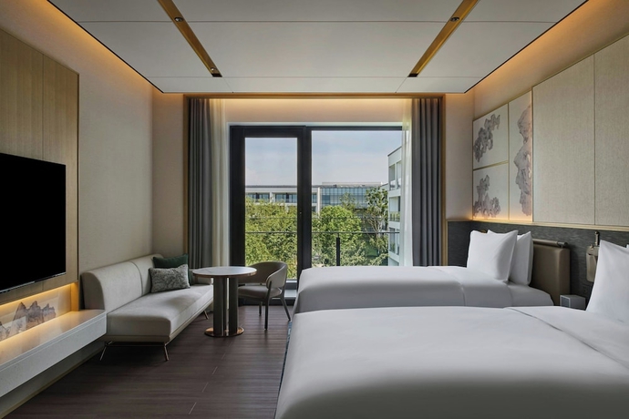 Imagen de la habitación del Hotel Suzhou Marriott Yangcheng Lake. Foto 2