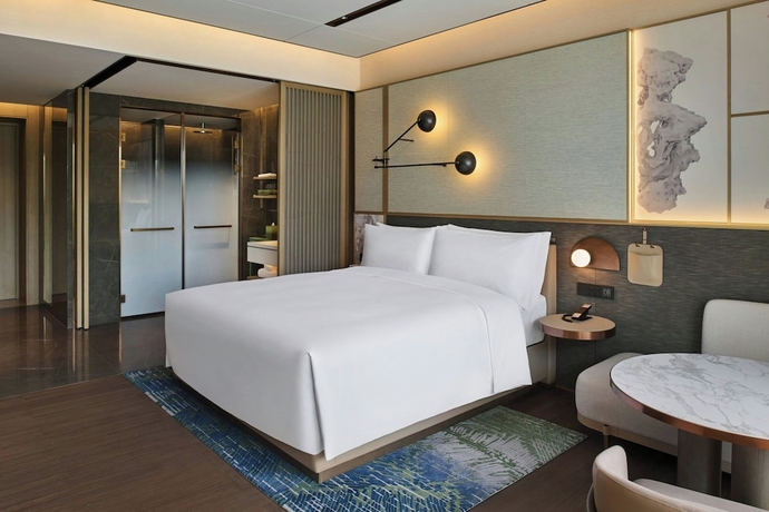 Imagen de la habitación del Hotel Suzhou Marriott Yangcheng Lake. Foto 5
