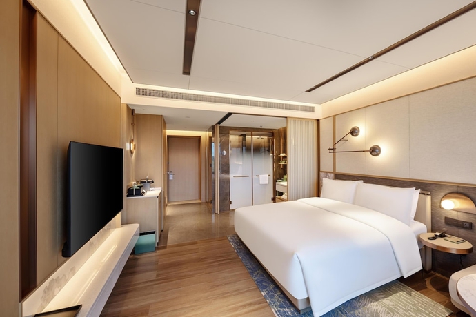 Imagen de la habitación del Hotel Suzhou Marriott Yangcheng Lake. Foto 11