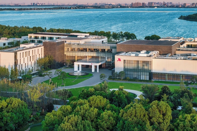 Imagen general del Hotel Suzhou Marriott Yangcheng Lake. Foto 1