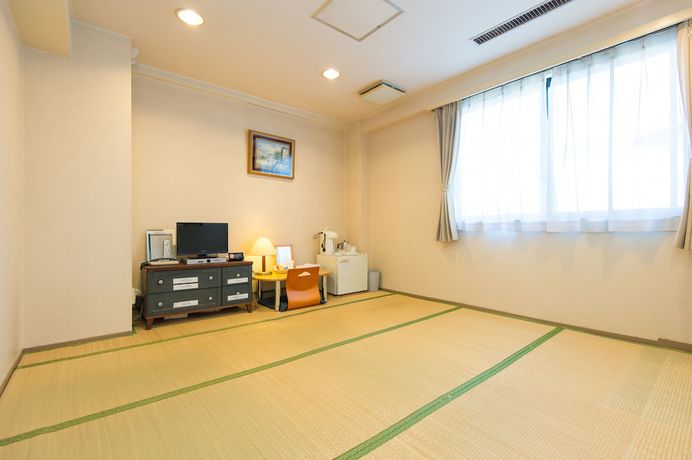Imagen de la habitación del Hotel Suzuka Royal Hotel. Foto 5