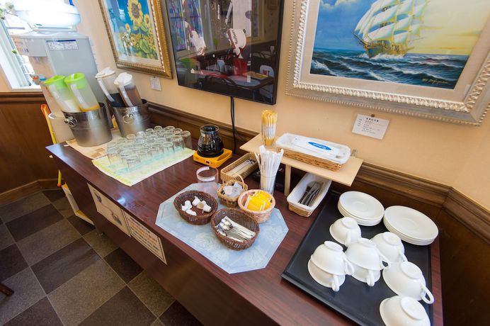 Imagen del bar/restaurante del Hotel Suzuka Royal Hotel. Foto 3