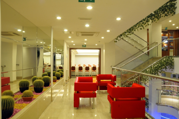 Imagen de los interiores del Hotel Sv Business Diyarbakır. Foto 12