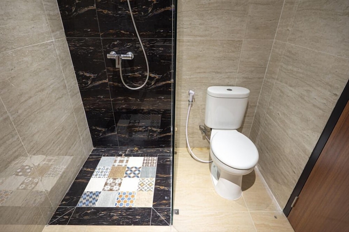 Imagen de la habitación del Hotel Svarnabumi. Foto 12