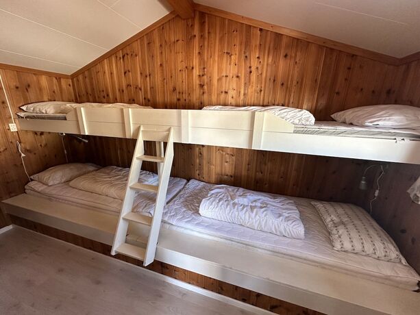 Imagen de la habitación del Hotel Sveastranda Camping. Foto 15