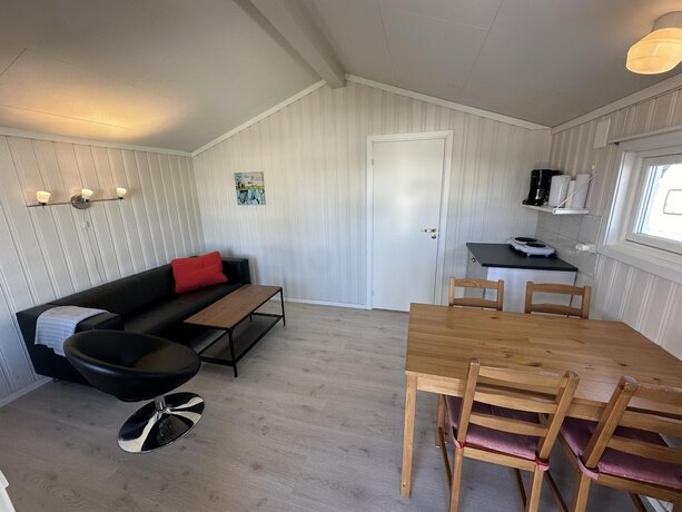 Imagen de la habitación del Hotel Sveastranda Camping. Foto 16