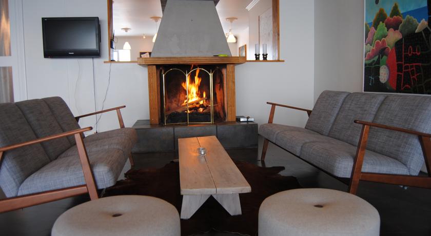 Imagen de los interiores del Hotel Sveinbjarnargerdi. Foto 8