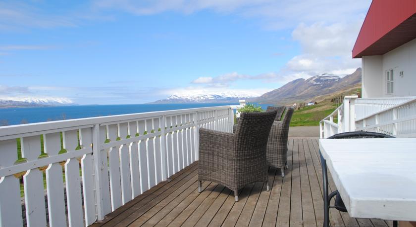 Imagen de los exteriores del Hotel Sveinbjarnargerdi. Foto 6